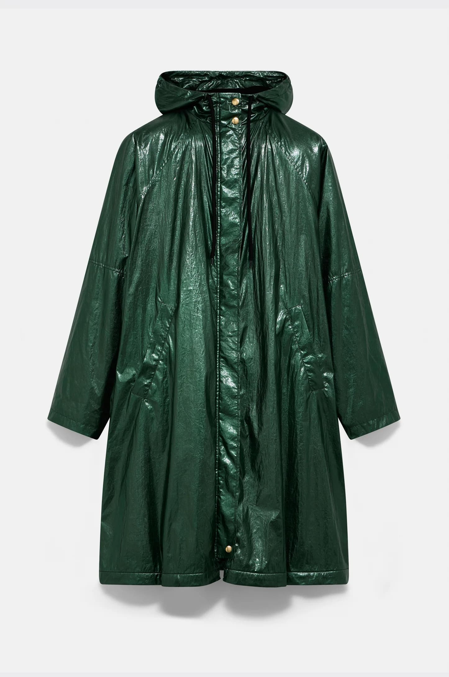 A model wearing Vêtements d'Extérieur from our collection