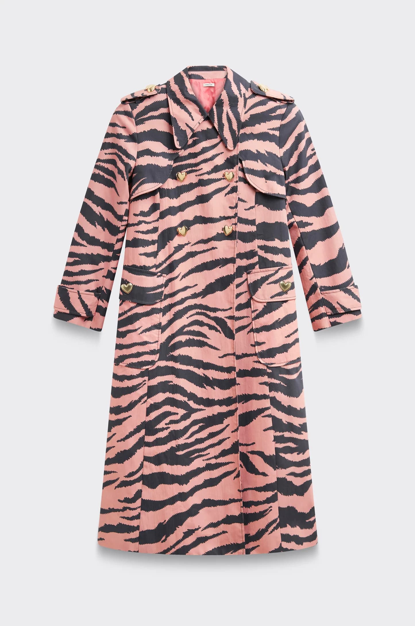 Un manteau polyvalent avec une coupe ajustée, parfait pour passer d'une saison à l'autre avec style.